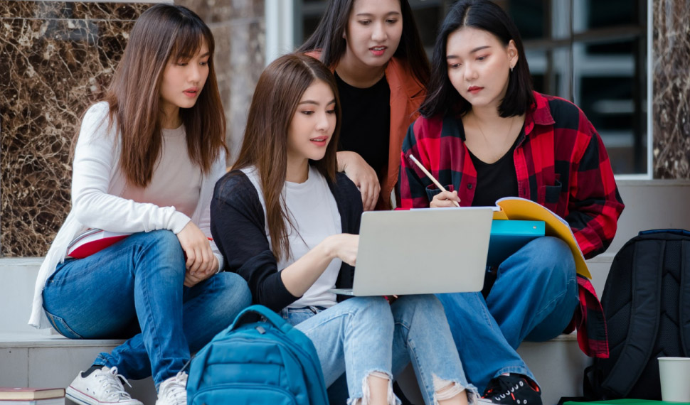 Video giới thiệu HOCBONGTRITUE